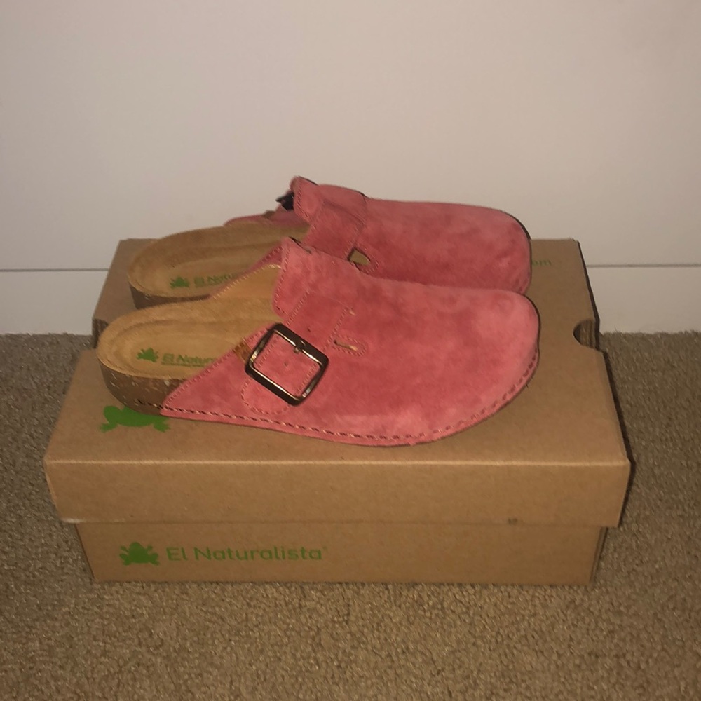 El Naturalista Pink Silk Suede Balance Shoes